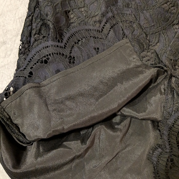 Lilly Pulitzer Black Lace Hyacinth Pencil Skirt - Picture 8 of 8